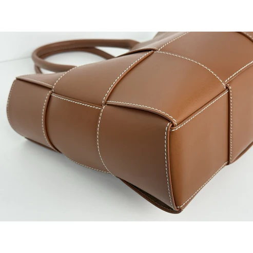 Bottega Veneta Nappa Maxi Intrecciato Men’s Arco Tote in Wood - Image 8