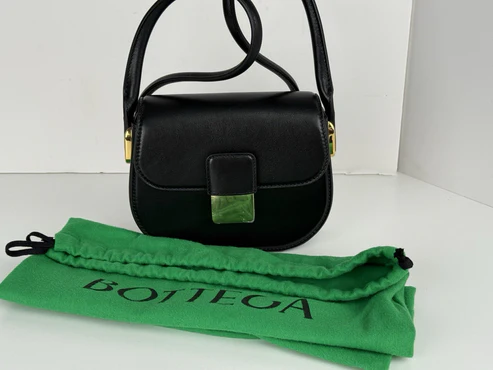 Bottega Veneta Black Mini Desiree Crossbody Women's Bag - Image 4
