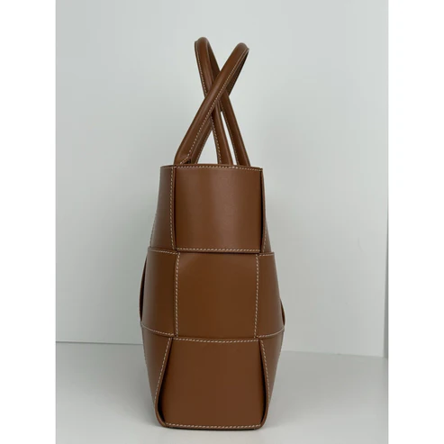 Bottega Veneta Nappa Maxi Intrecciato Men’s Arco Tote in Wood - Image 11