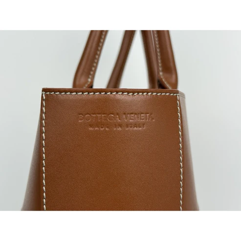 Bottega Veneta Nappa Maxi Intrecciato Men’s Arco Tote in Wood - Image 14