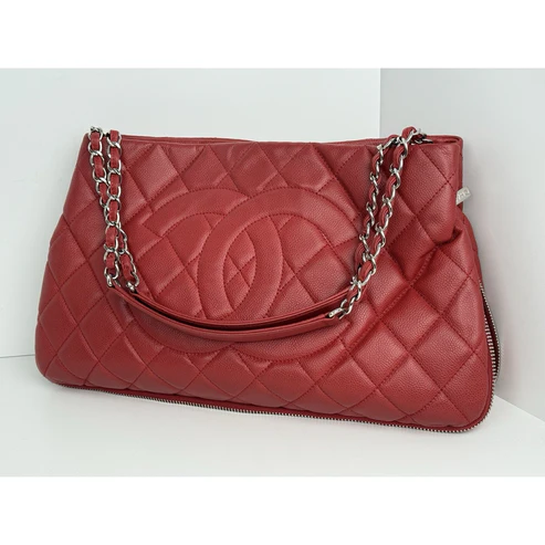 Chanel Timeless Petite Tote in Red Caviar Leather with Gold Hardware - Image 6
