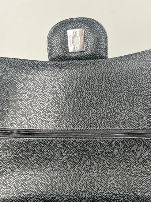 CHANEL Jumbo Classic Double Flap Black Caviar Leather Shoulder Bag 2022 - Image 8